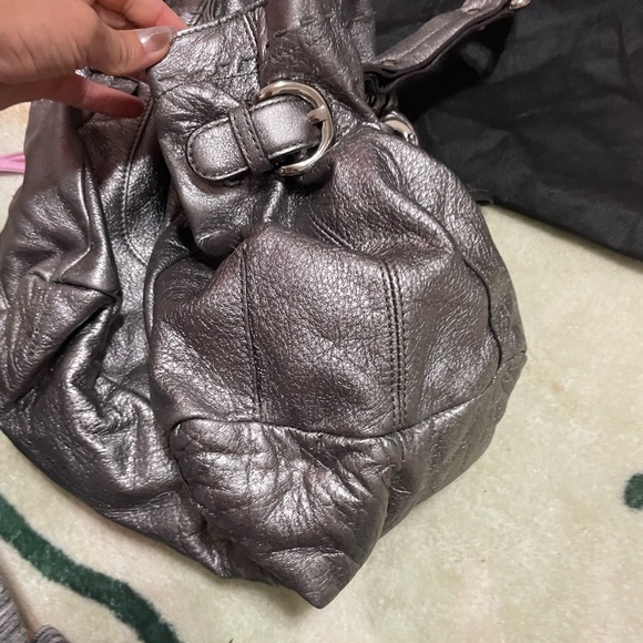 B. Makowsky Handbag, Silver Grey Leather - Picture 13 of 16